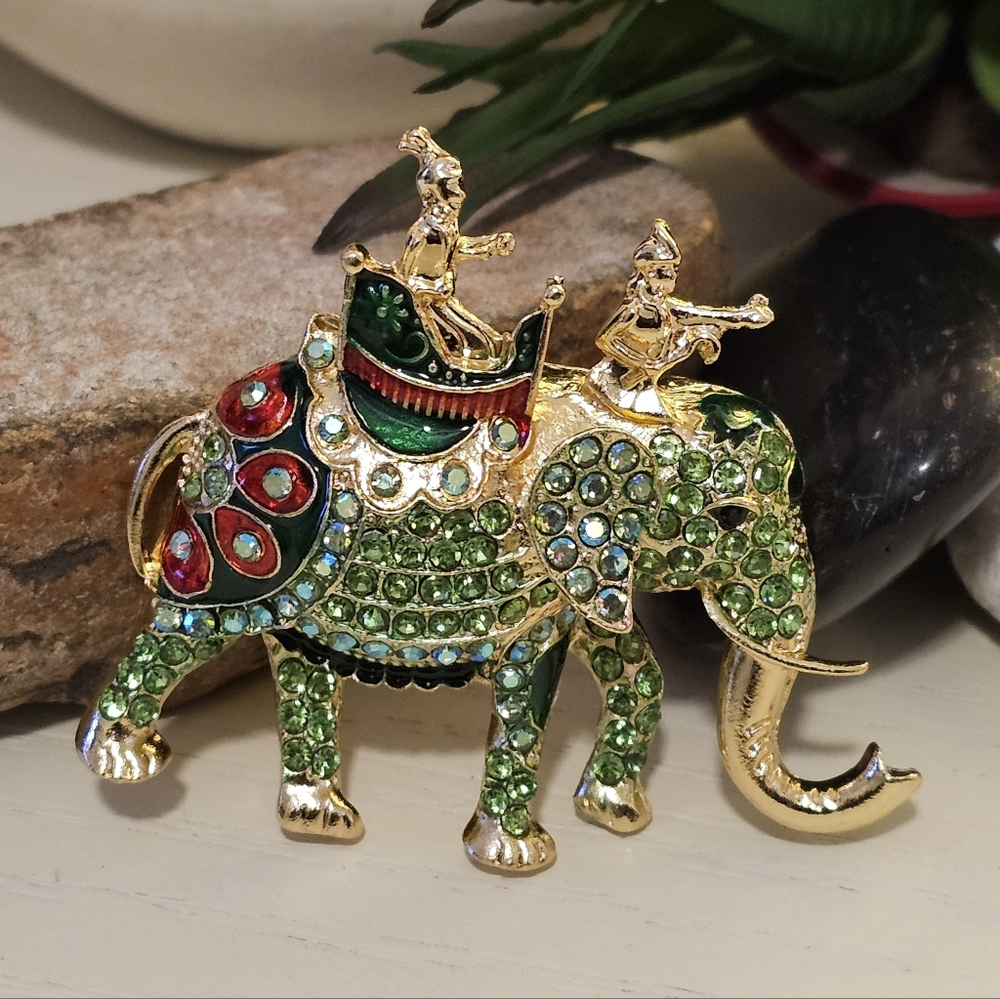 Thai Royal Elephant Brooch